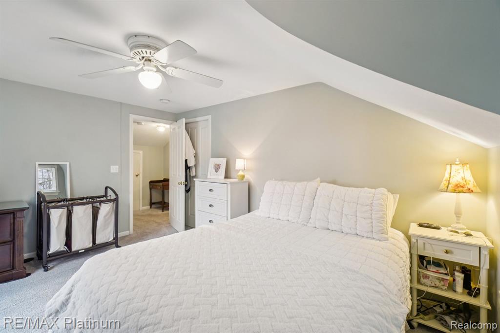 409 S Walnut Street, Howell, MI 48843 — Photo 17