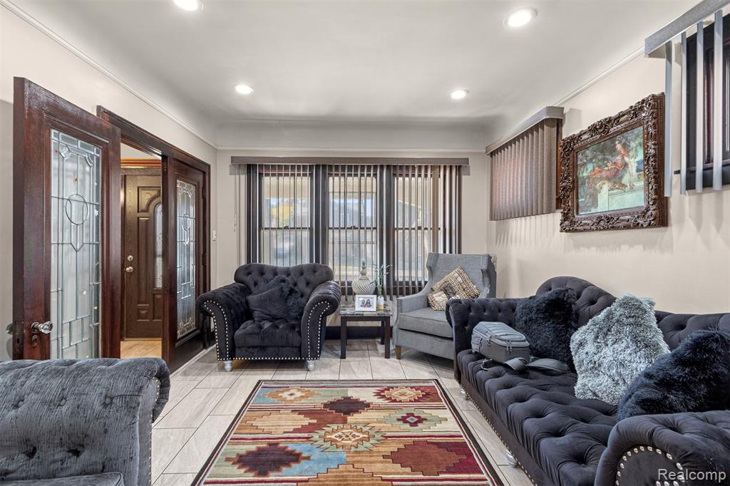 7658 Appoline Street, Dearborn, MI 48126 — Photo 7