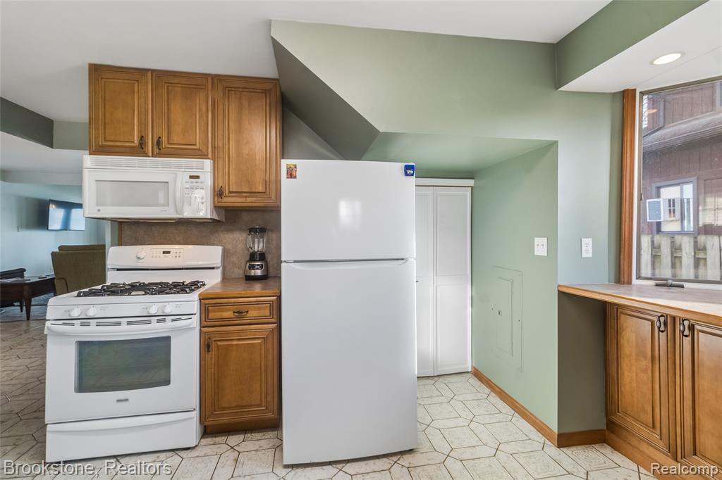 2230 Elm Street, Algonac, MI 48001 — Photo 26