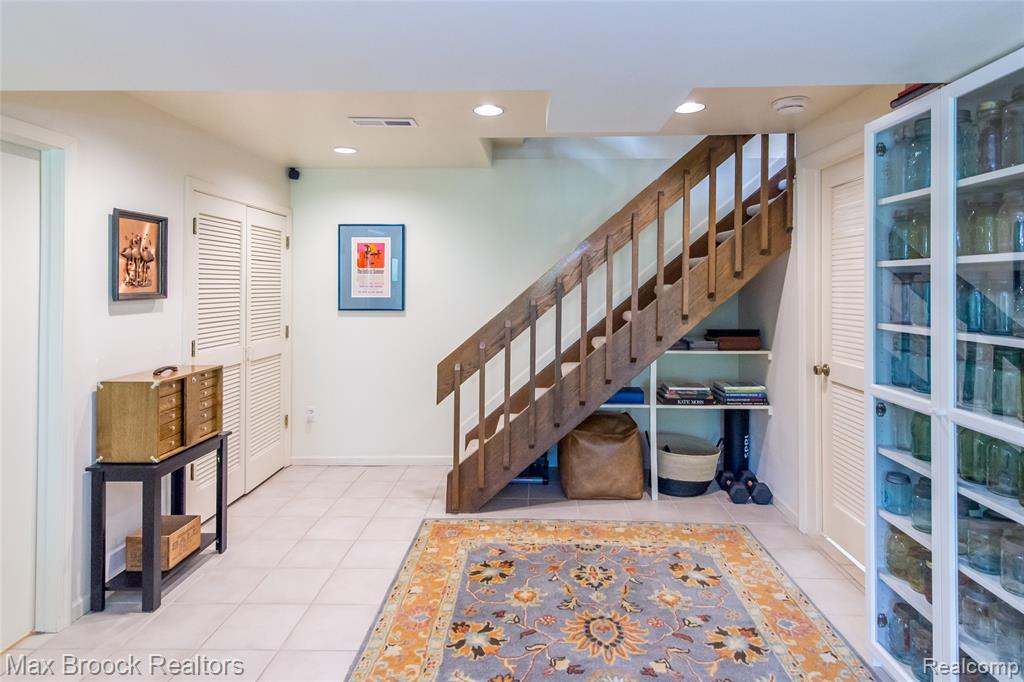 41350 Woodward Avenue, Bloomfield Hills, MI 48304 — Photo 37