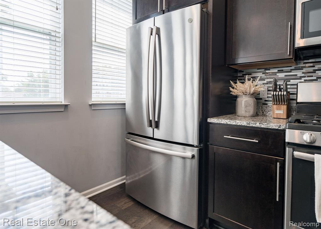 69 Kaprol Drive, Troy, MI 48098 — Photo 13