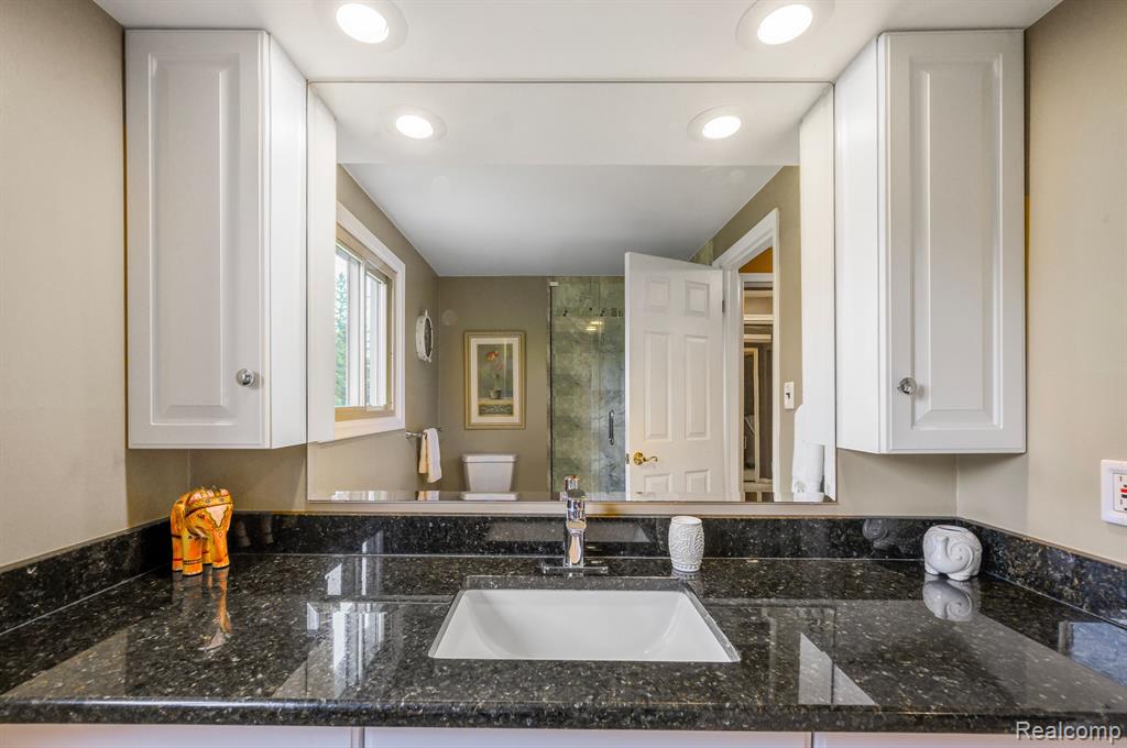 41988 BAINTREE Circle, Northville, MI 48168 — Photo 27