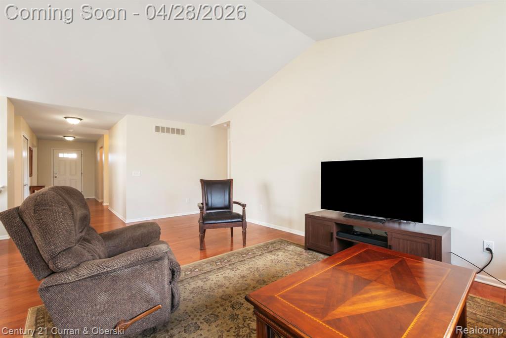 1091 Paddock Drive, South Lyon, MI 48178 — Photo 22