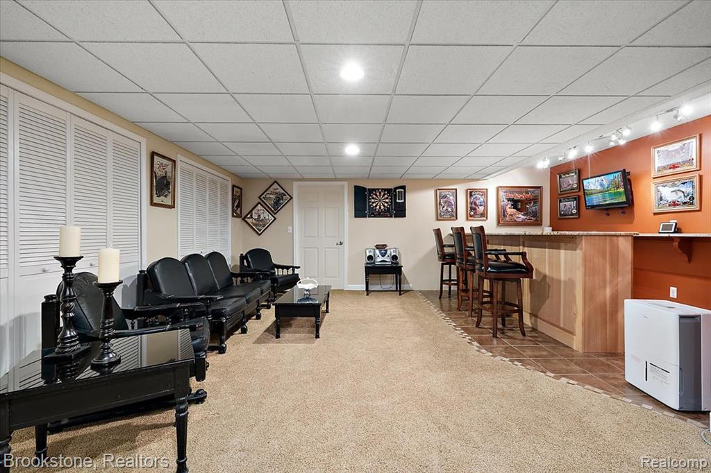 55520 Katie, New Hudson, MI 48165 — Photo 43