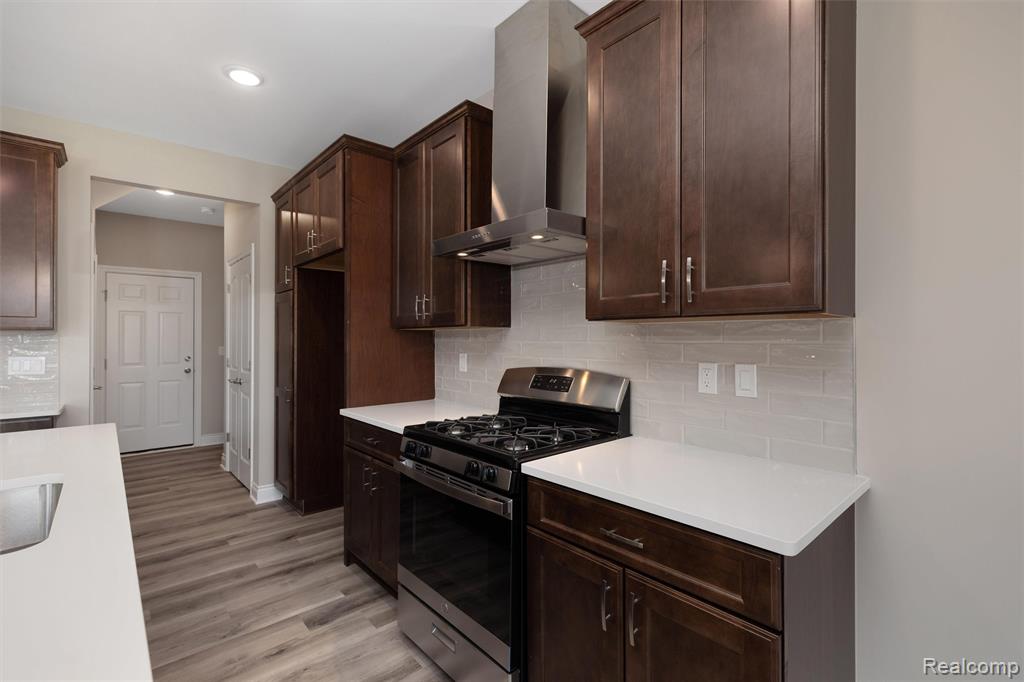 811 Balmoral Ln, Troy, MI 48085 — Photo 14