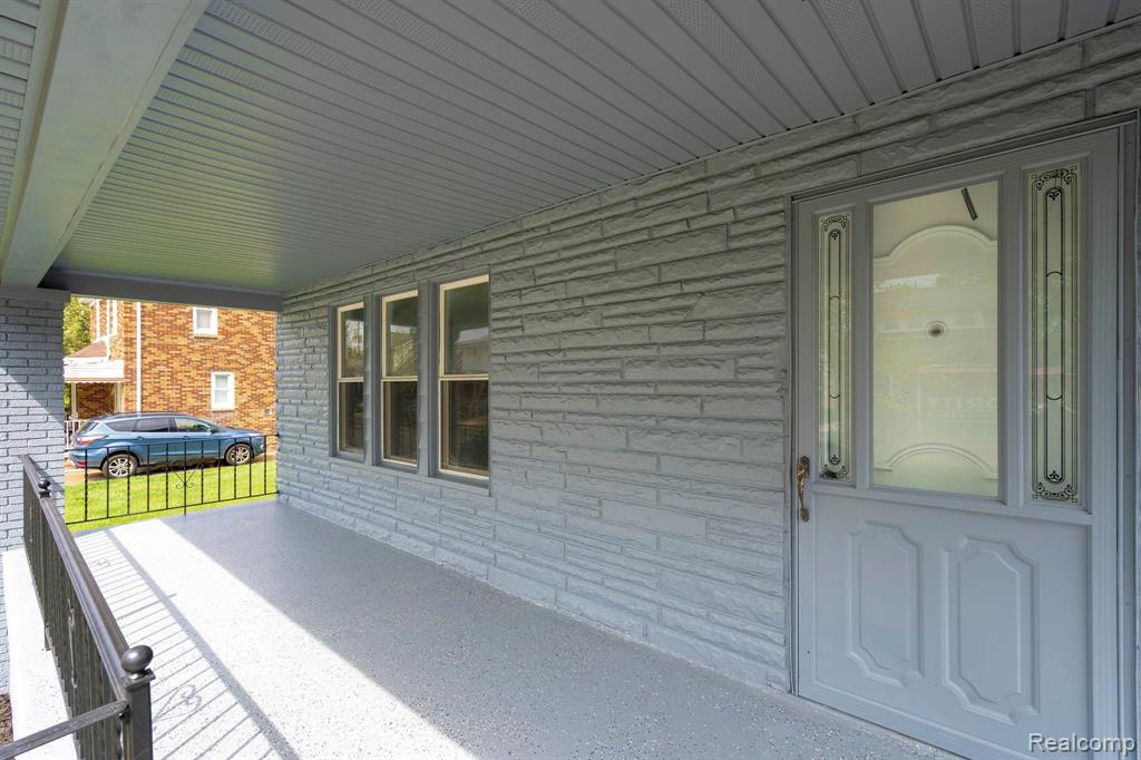 5484 MIDDLESEX Street, Dearborn, MI 48126 — Photo 4