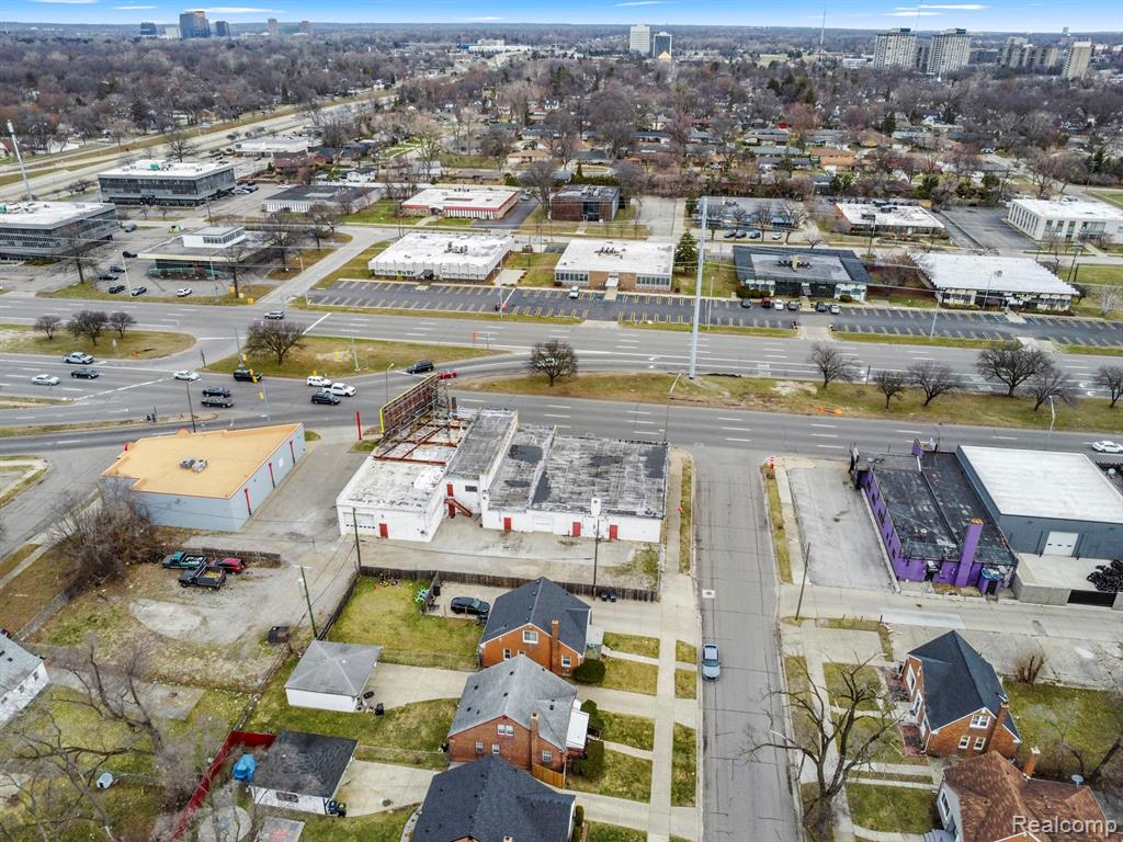 17521 W 8 Mile Road, Detroit, MI 48235 — Photo 29