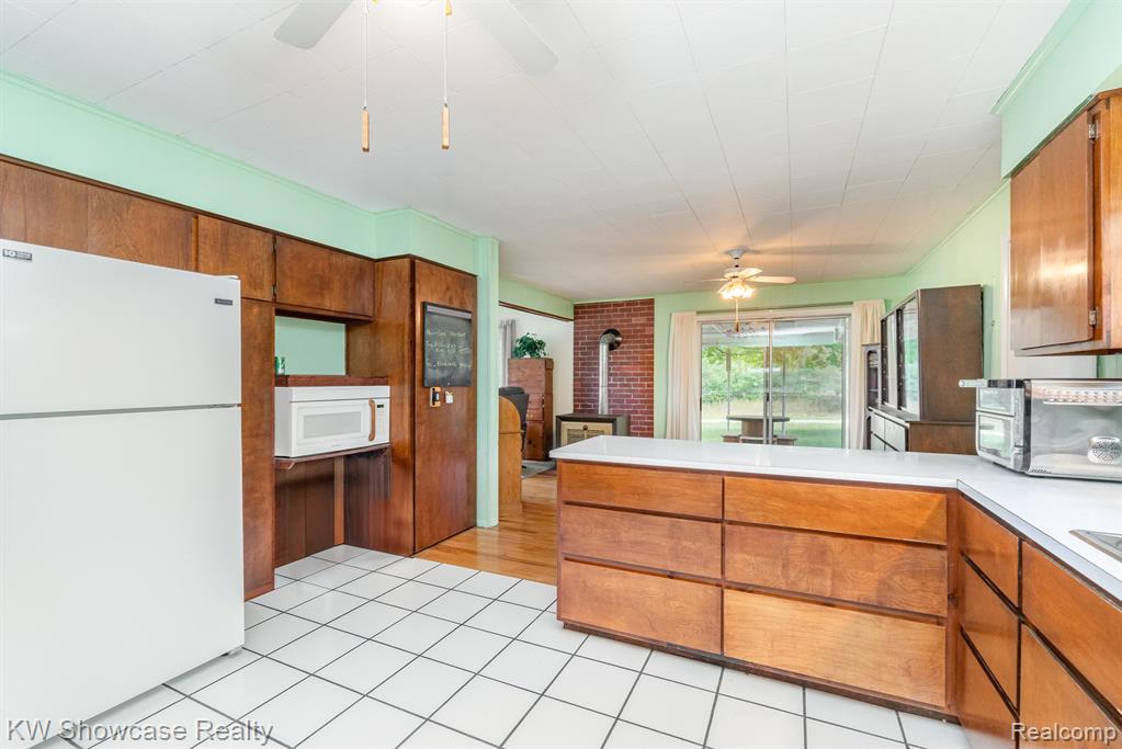 2239 N E Miller Rd, Fairview, MI 48621 — Photo 5
