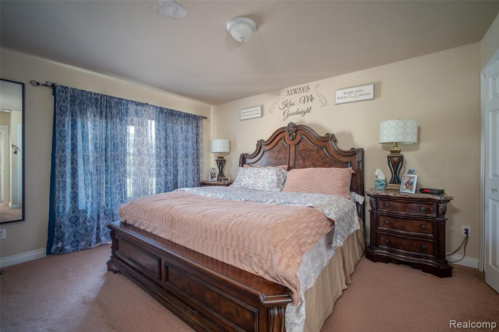 28136 Fortson Lane, Inkster, MI 48141 — Photo 13