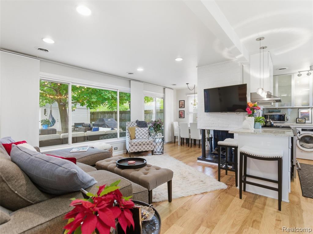 4154 Cooper Avenue, Royal Oak, MI 48073 — Photo 6