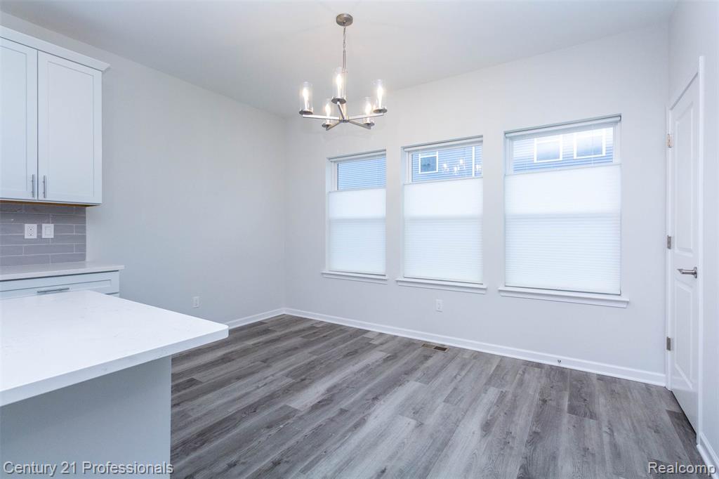 4849 Parkside Lane, Troy, MI 48085 — Photo 10