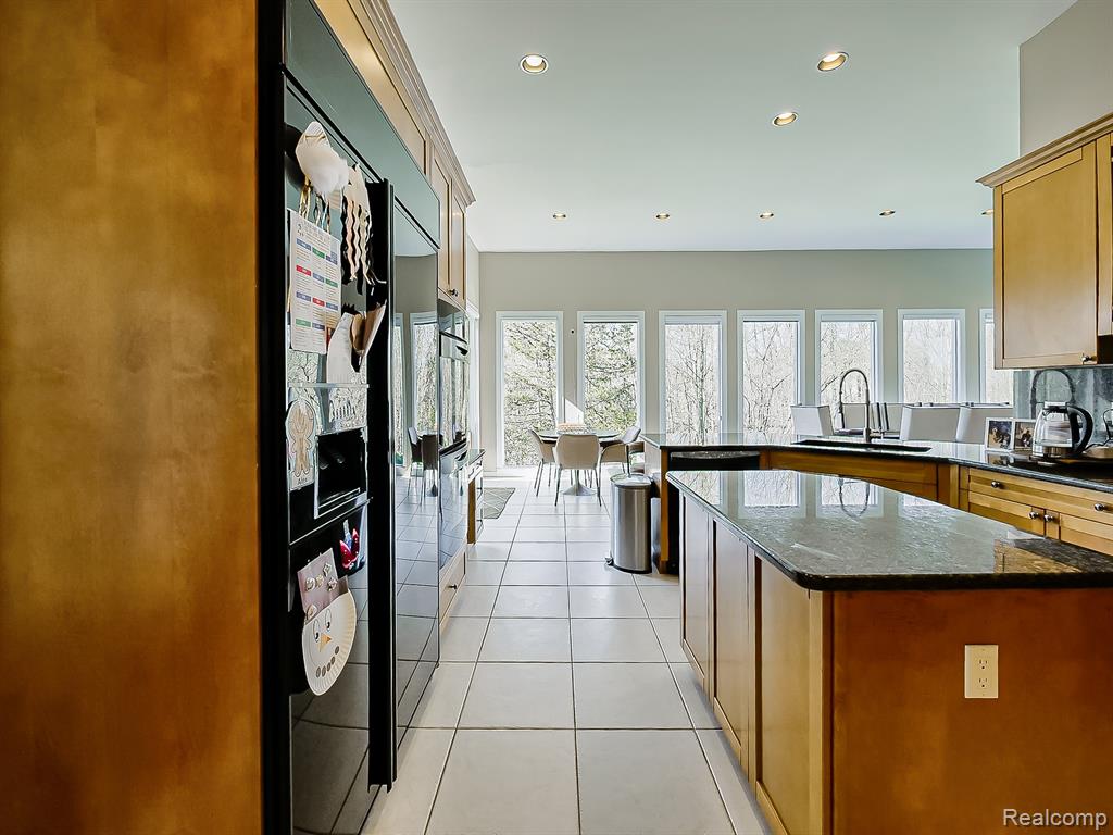 6310 Branford Drive, West Bloomfield, MI — Photo 20