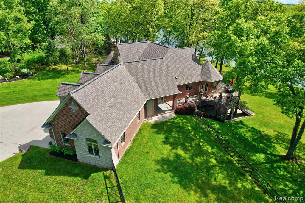 3074 POND Road, Leonard, MI 48367 — Photo 66