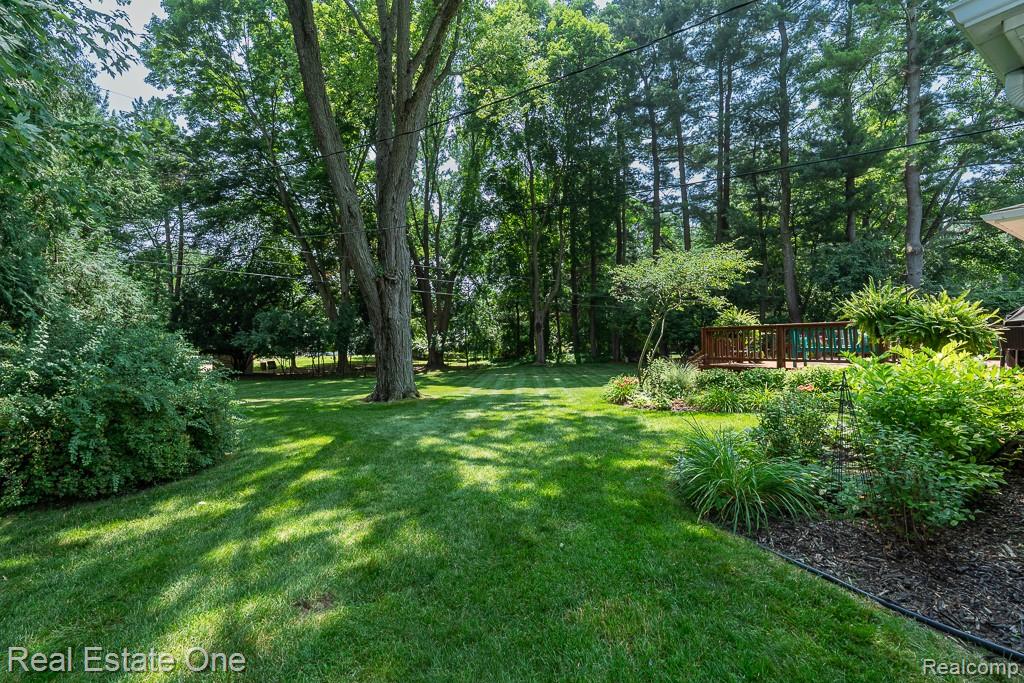 471 Elmhill Road, Rochester Hills, MI 48306 — Photo 27
