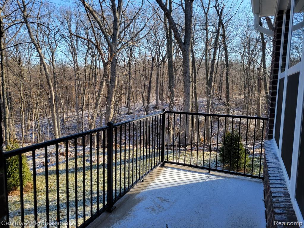652 Peppermint Drive, Rochester Hills, MI 48307 — Photo 12