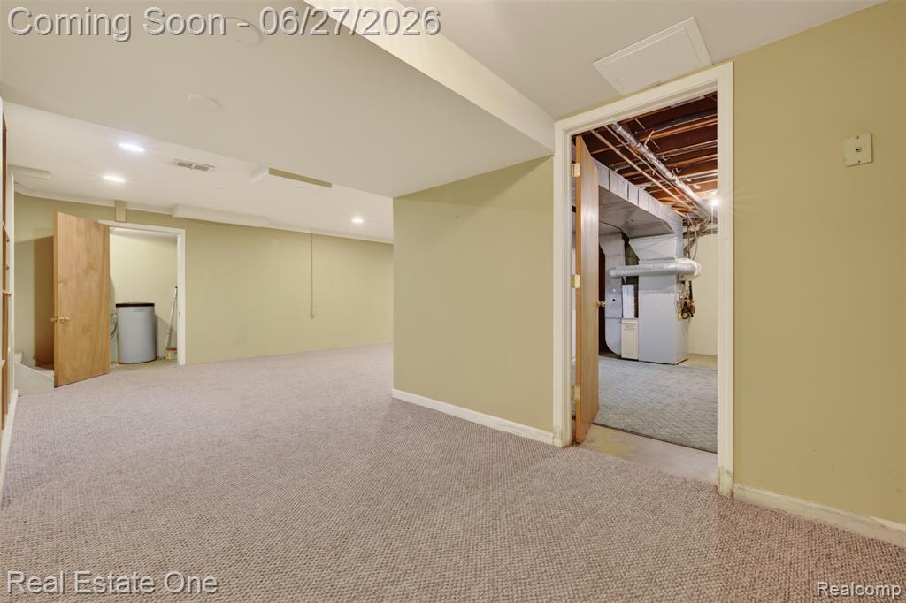 10379 Hegel Road, Goodrich Vlg, MI — Photo 41