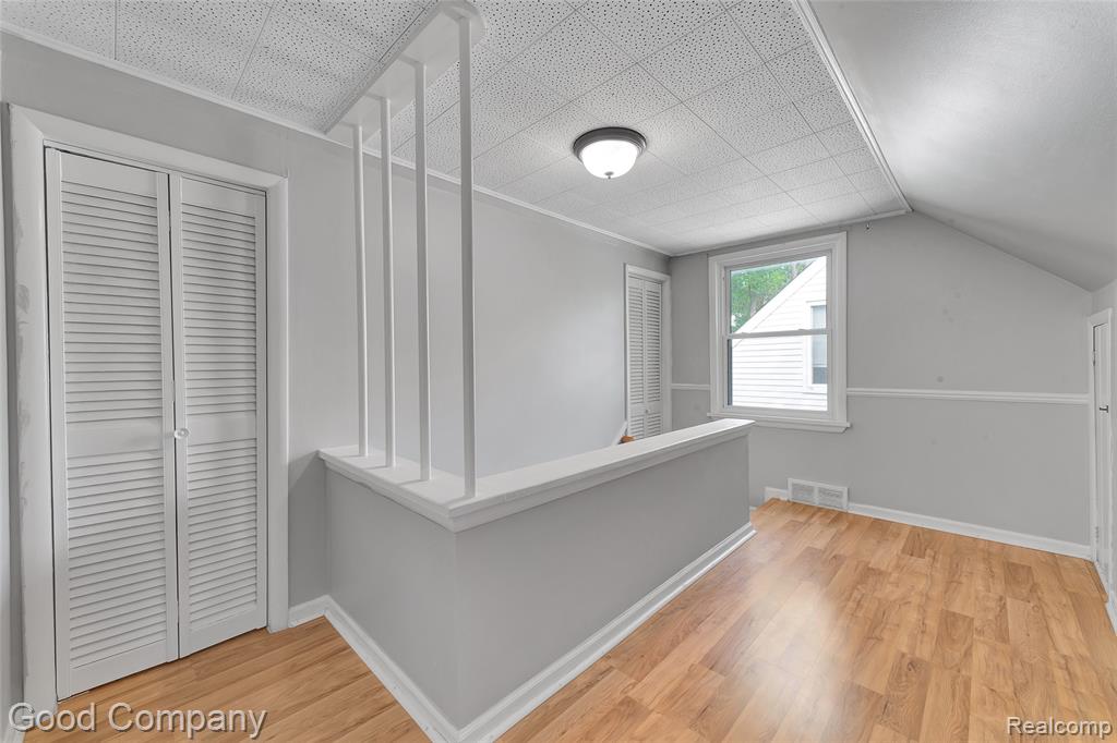 501 E Sunnybrook Drive, Royal Oak, MI 48073 — Photo 19