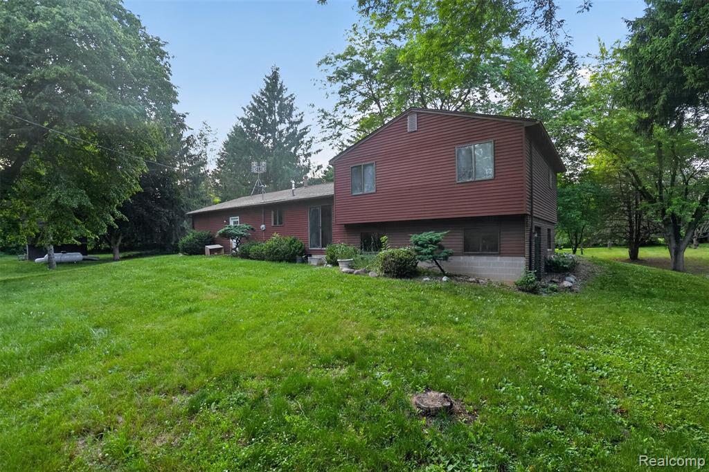 16955 English Road, Manchester, MI 48158 — Photo 32