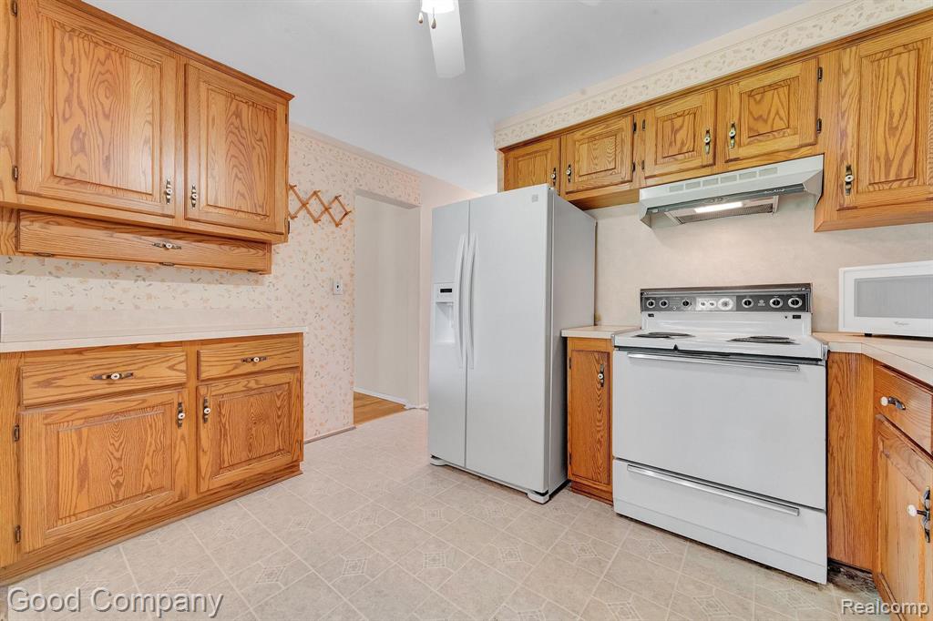 29628 Hoover Road, Warren, MI 48093 — Photo 10
