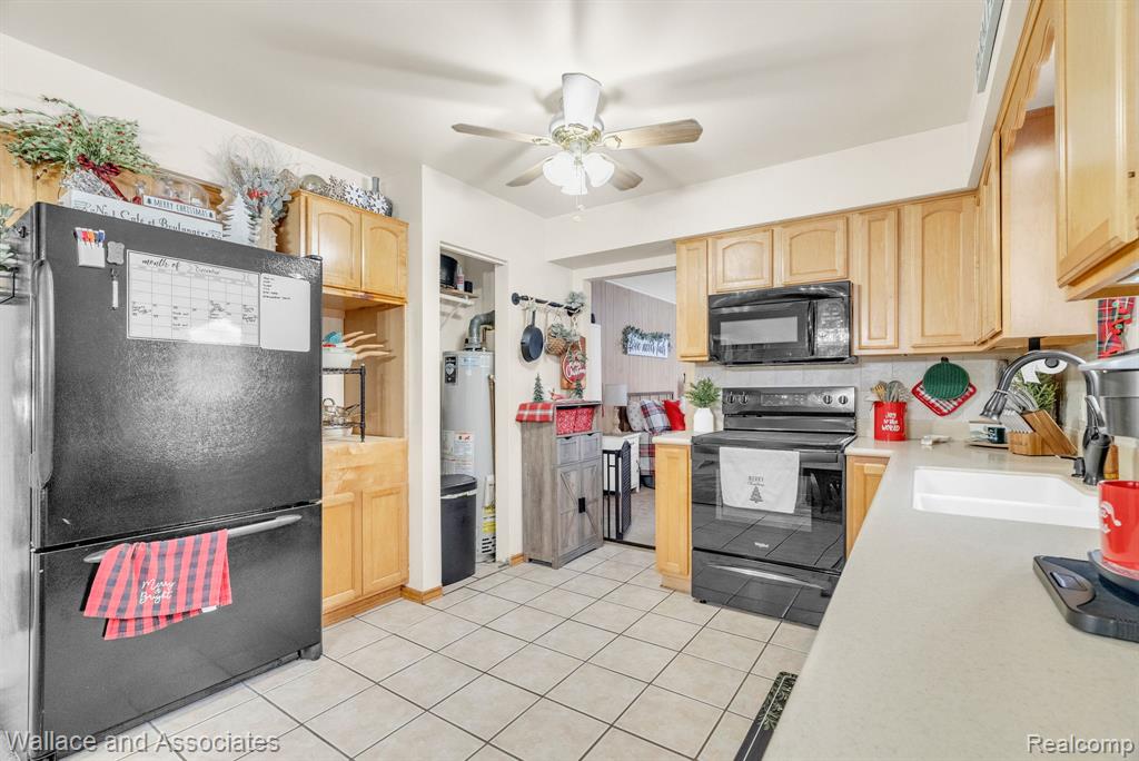 4440 Cambridge Drive, Port Huron, MI 48060 — Photo 15