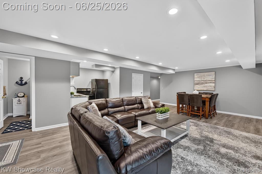 11073 Sandy Creek Drive, South Lyon, MI 48178 — Photo 47
