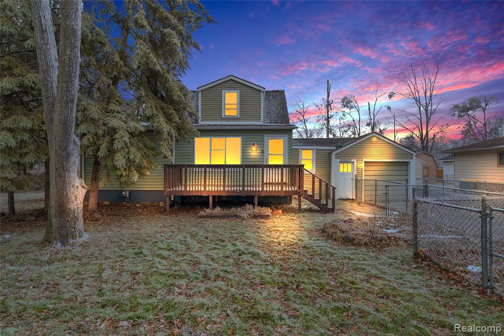 6522 Saline Drive, Waterford, MI 48329 — Photo 32