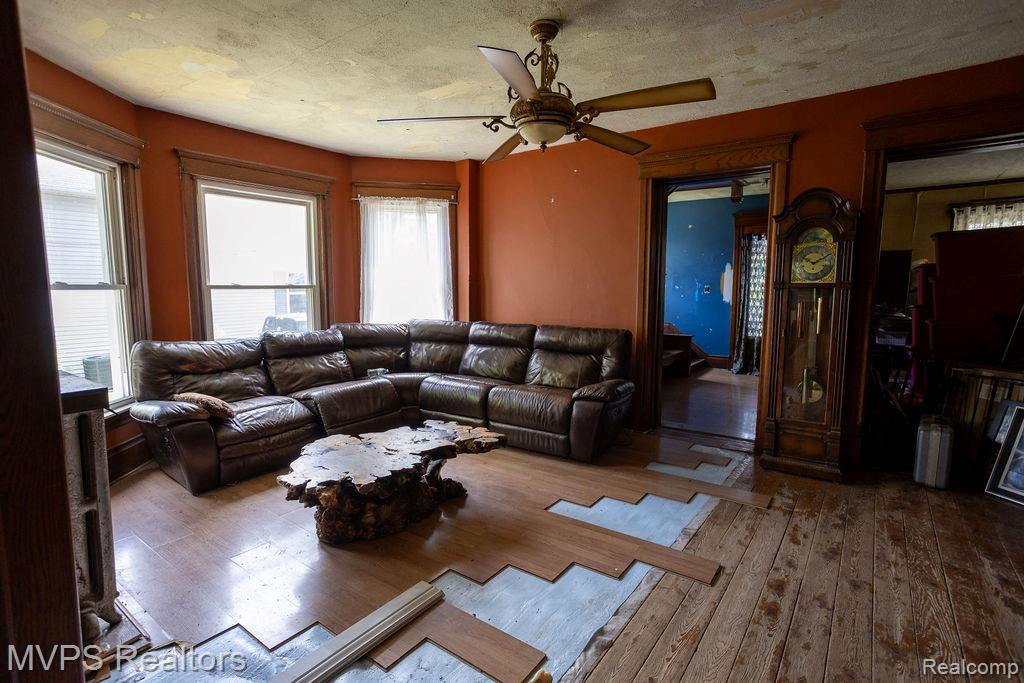 126 Clinton Street, Mount Clemens, MI 48043 — Photo 7