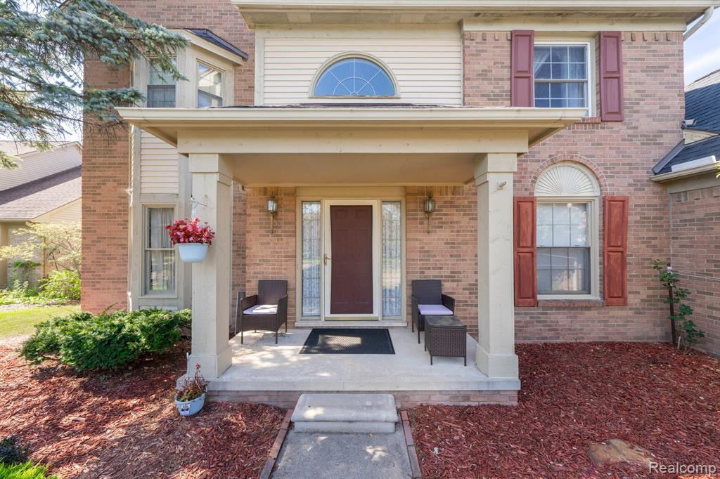 46856 GLENGARRY Boulevard, Canton, MI 48188 — Photo 6