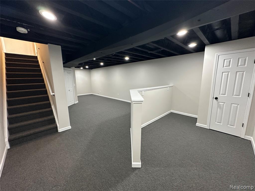 56602 Winding Creek Drive, Macomb, MI 48042 — Photo 32