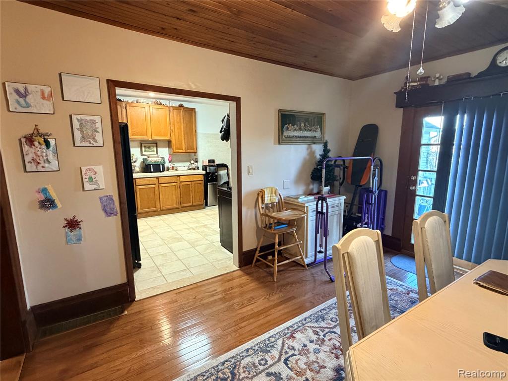 6038 Byron Road, Howell, MI 48855 — Photo 11