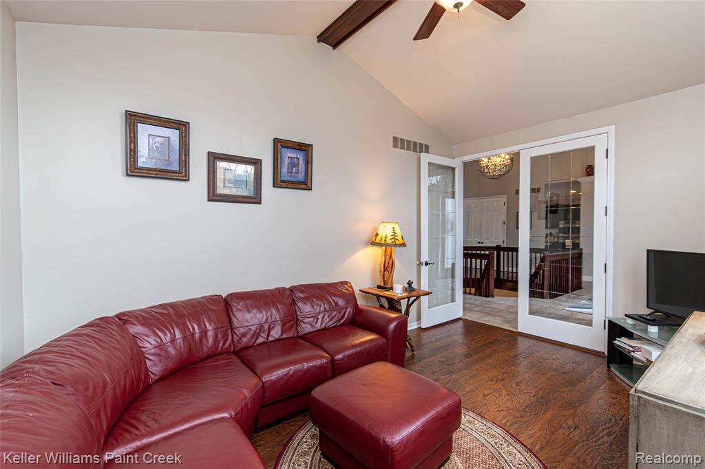 4998 Menominee Lane, Clarkston, MI 48348 — Photo 16