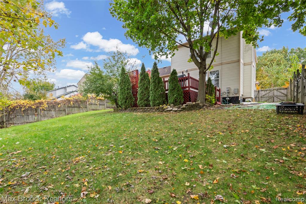 8185 S Huron River Drive, Ypsilanti, MI 48197 — Photo 40