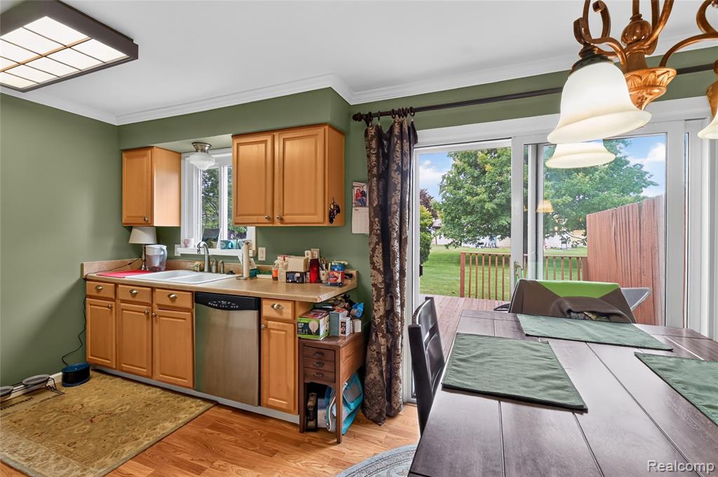 2312 Darwin Lane, Saginaw, MI 48603 — Photo 40