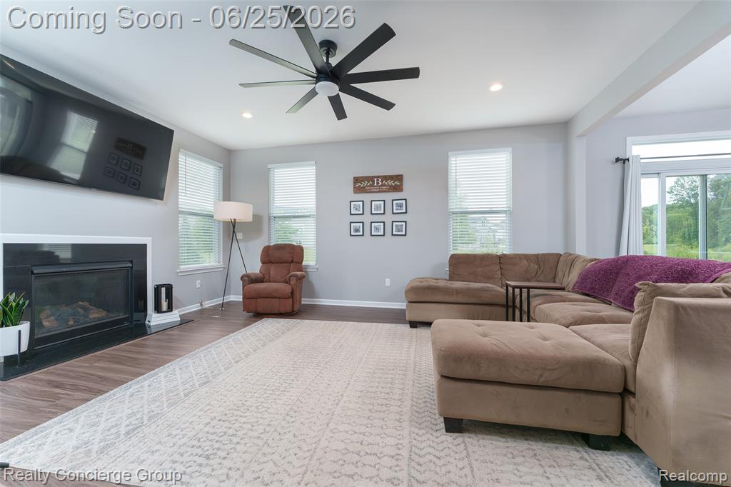 10066 Willow Oak Drive, Brighton, MI 48116 — Photo 9