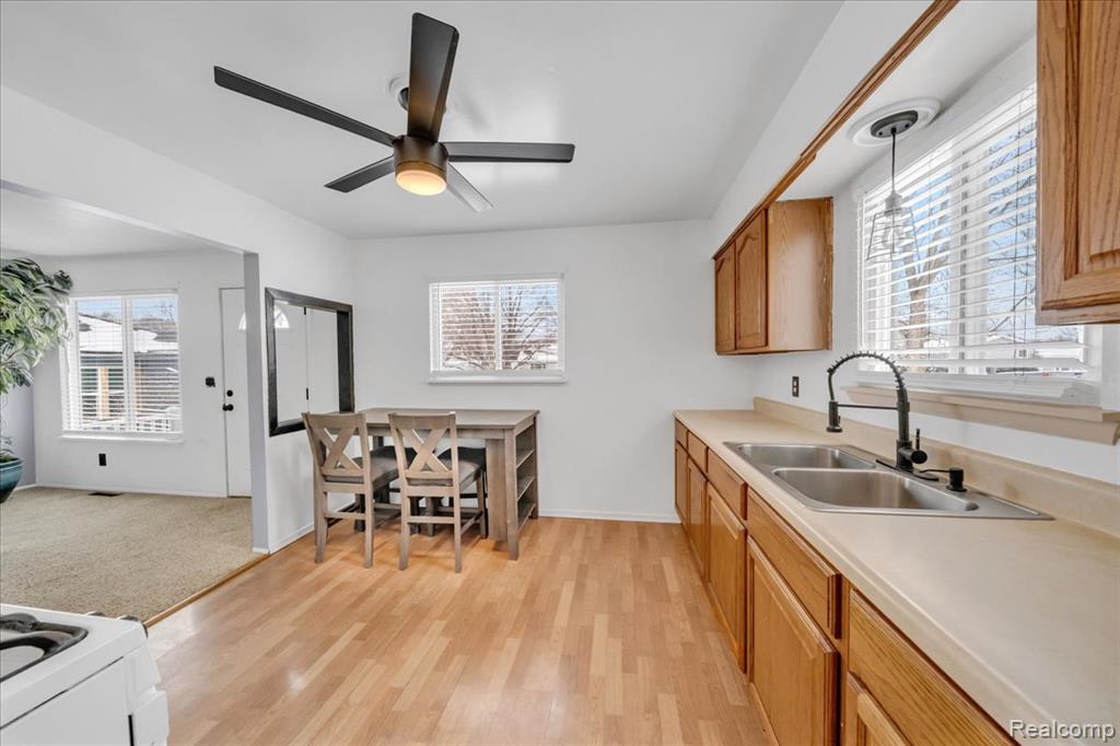 5151 Brobeck Street, Flint, MI 48532 — Photo 16