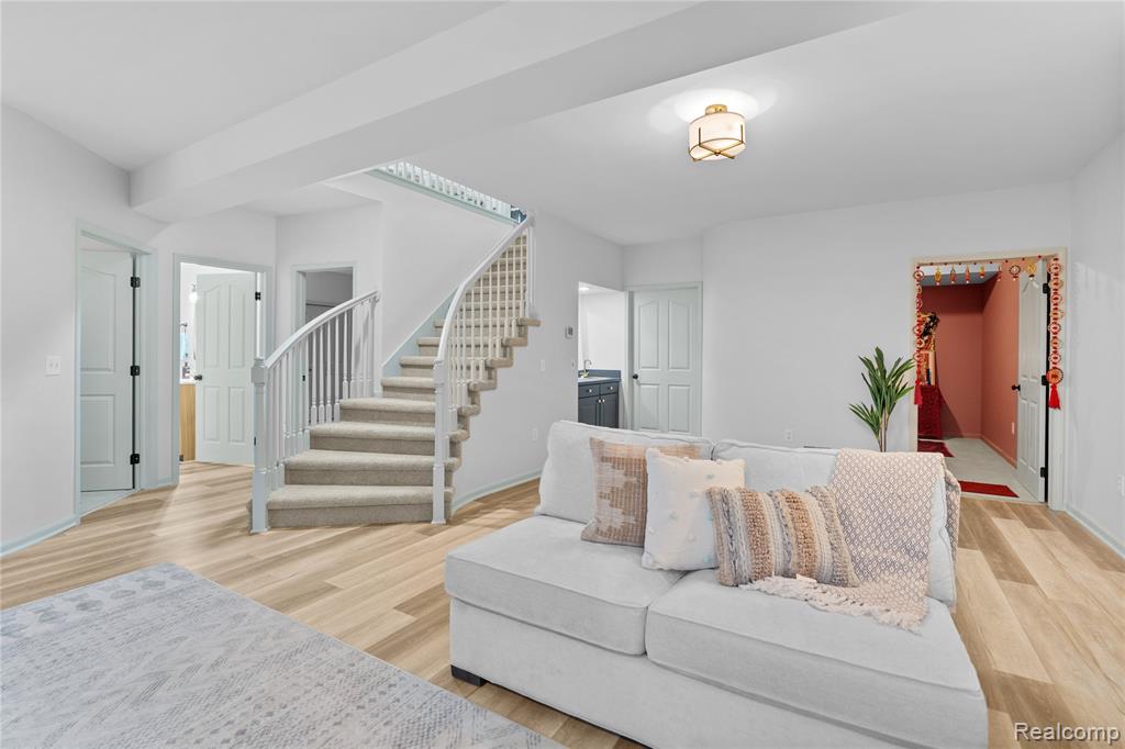 5366 Warwick Trail, Grand Blanc, MI 48439 — Photo 50