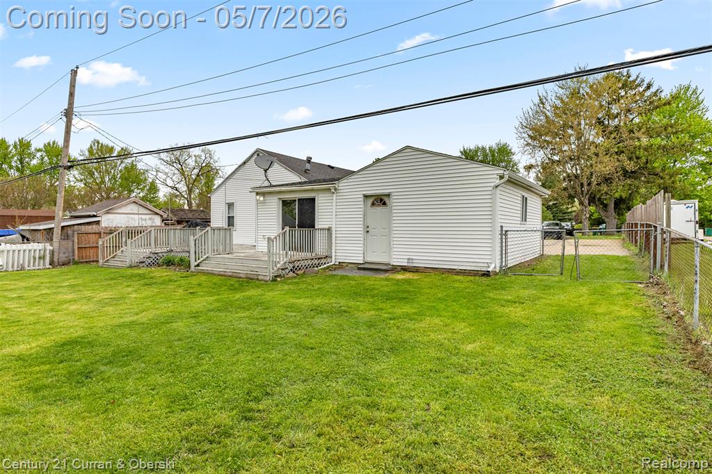 24628 Woodland Drive, Flat Rock, MI 48134 — Photo 28