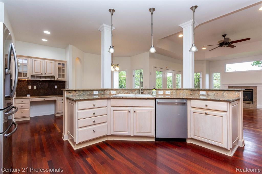 685 Dornoch Drive, Ann Arbor, MI 48103 — Photo 25