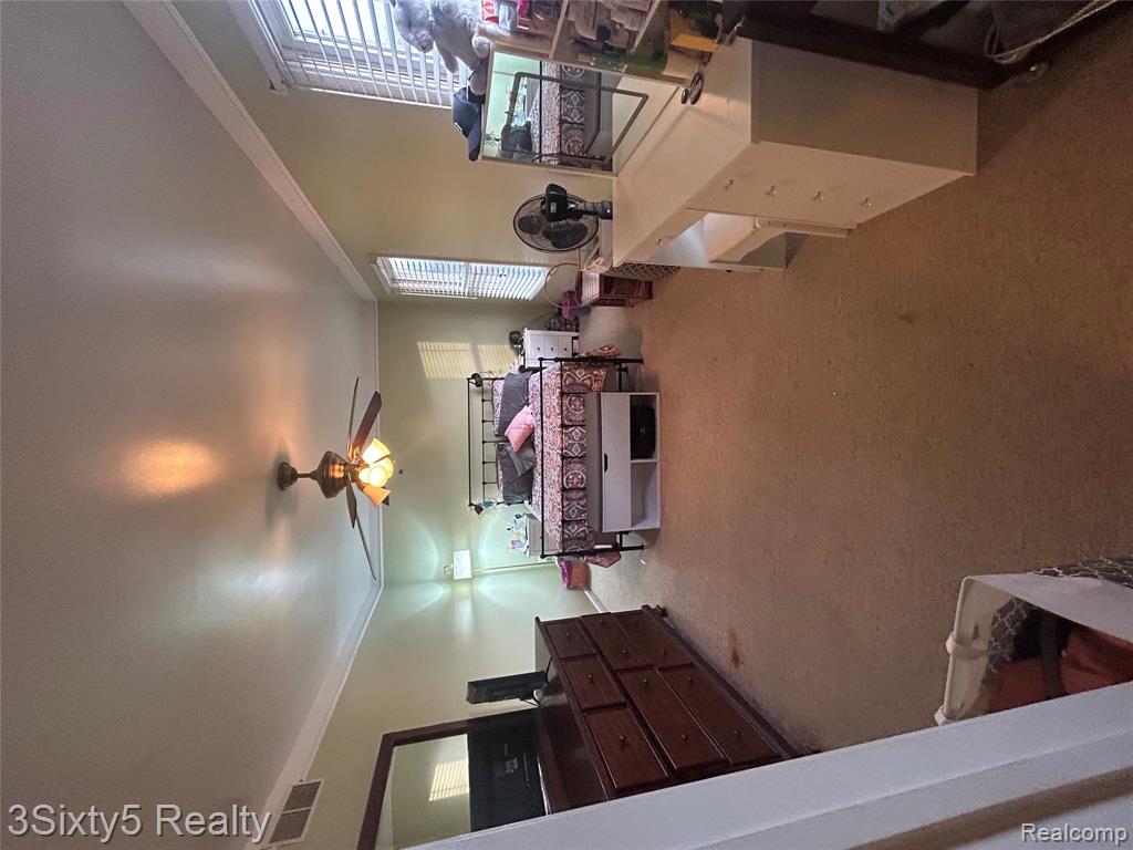 243 Emmons Boulevard, Wyandotte, MI 48192 — Photo 20