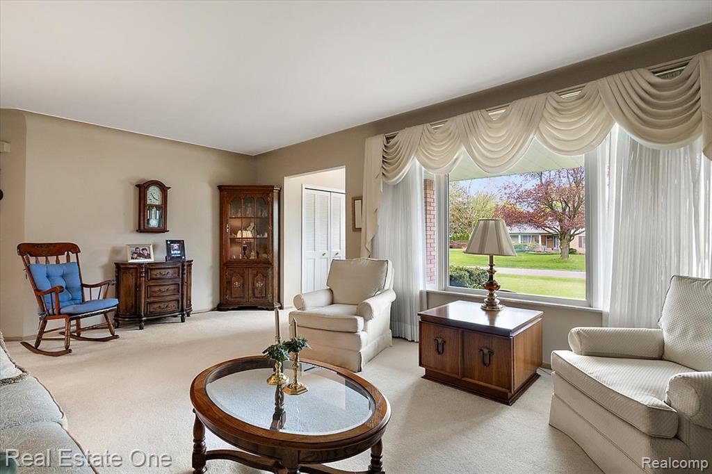 53223 Starlite Drive, Shelby Twp, MI 48316 — Photo 16