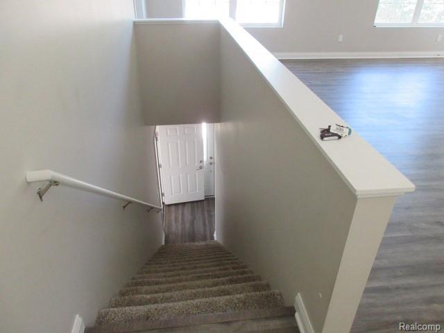 891 WATERCRESS Lane, Fenton, MI 48430 — Photo 10