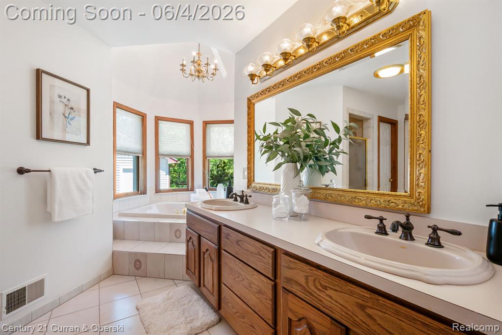 53375 Martha Lane, Northville, MI 48167 — Photo 33