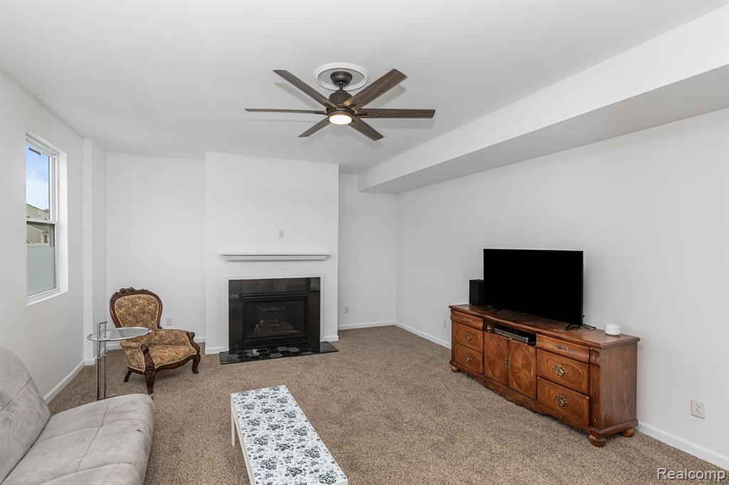 8415 Walnut Hill, Dexter, MI 48130 — Photo 17