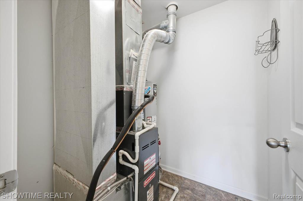 25938 MARITIME Circle S, Harrison Township, MI — Photo 22