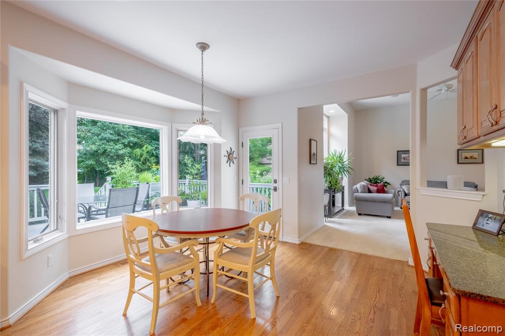 4230 Pavilion Court, Fenton, MI 48430 — Photo 16