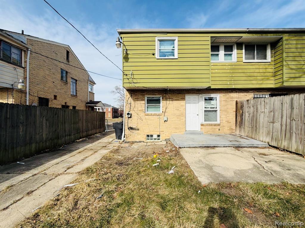 1889 Ewald Circle - Photo 3