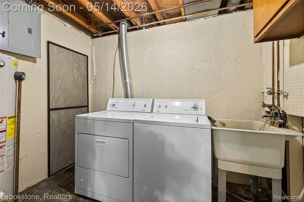 819 Kirts Boulevard, Troy, MI 48084 — Photo 27