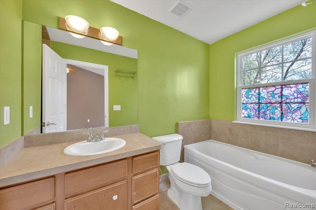41868 YEATS Drive, Novi, MI 48377 — Photo 27