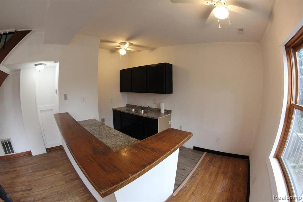 1417 Van Dyke Street, Detroit, MI 48214 — Photo 33