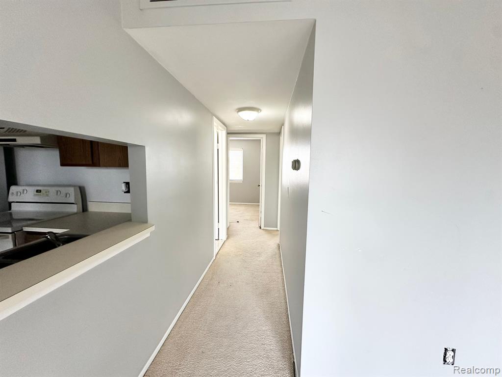 51316 Johns Drive, 14, Chesterfield, MI 48047 — Photo 10